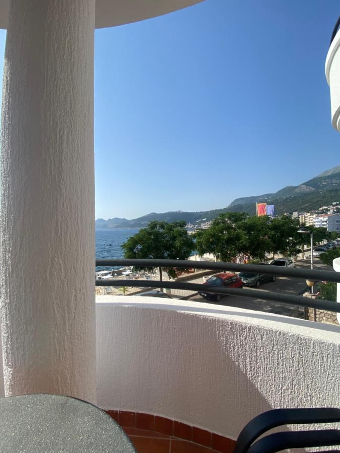 DeLux Apartmani Dobra Voda Exterior foto